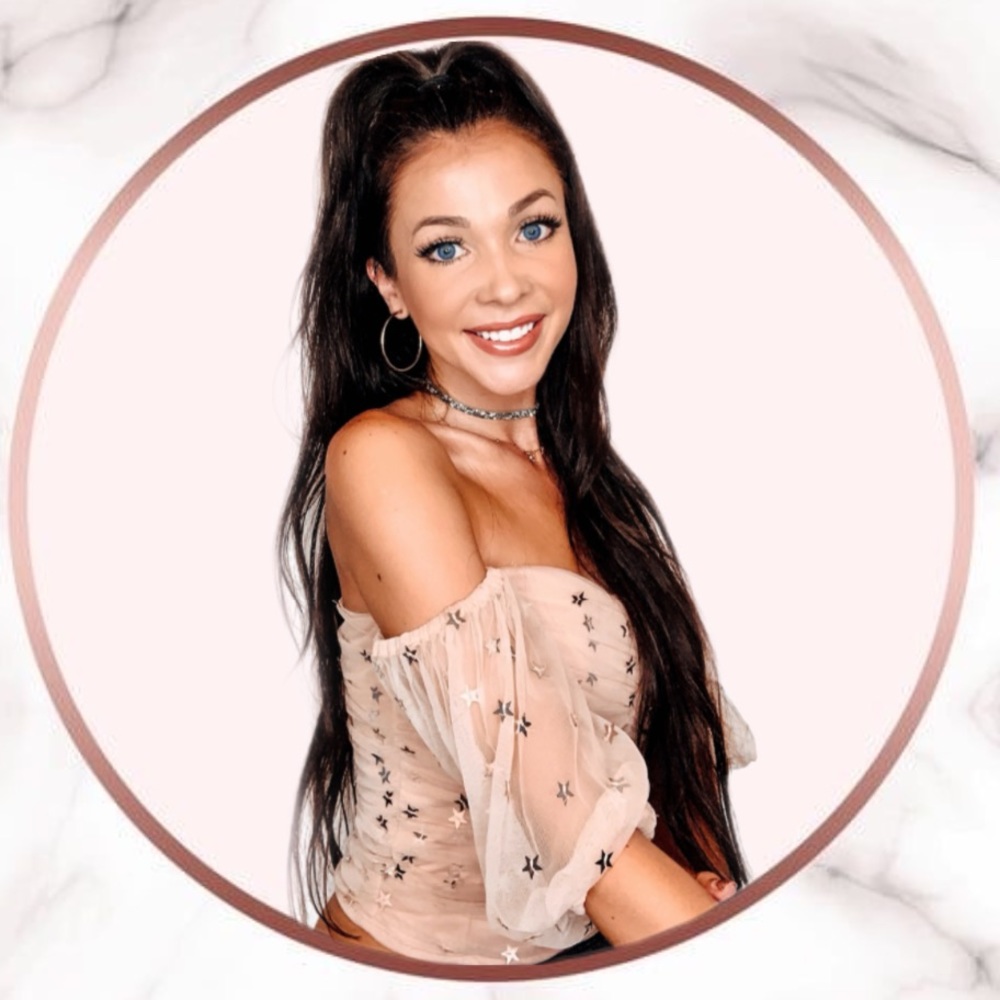 Meet your Posher, Elyssa